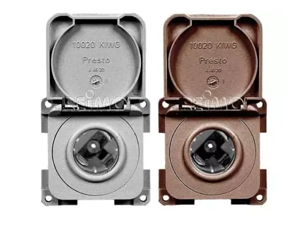 Stikkontakt 12V med lokk grå | Caravan.no