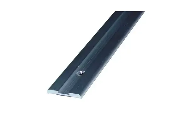 Tilkoblingsprofil sølv 2,4 m – 30x4 mm | Caravan.no