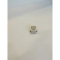 Bryter med lokk 230V grå 
