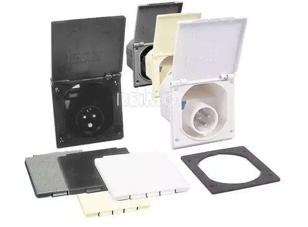 CEE-inngang stikkontakt kvadrat, hvit | Caravan.no