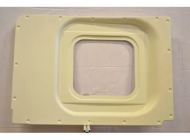 Plastdeksel bakdør Fiat 02/09 VN82587E også merket 82036E 