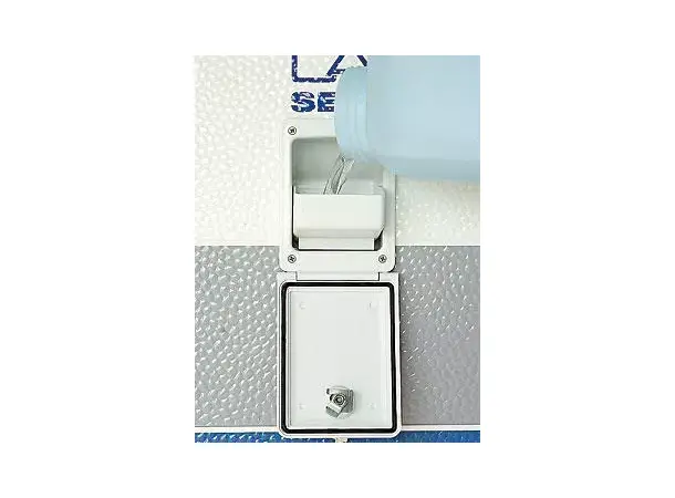 Vannpåfyller hvit for slange 30 mm Med integrert trakt 