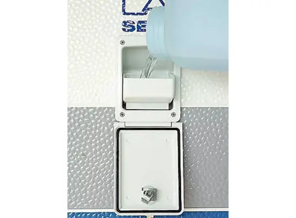 Vannpåfyller hvit for slange 30 mm | Caravan.no