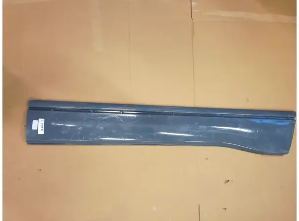 Sideskjørt høyre GS 6878 217418R 