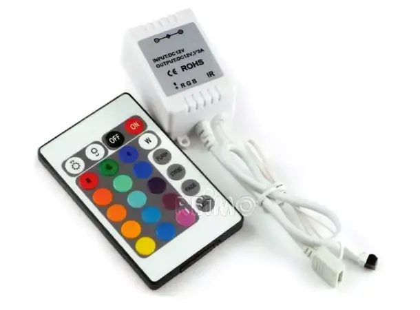 RGB controller 12V Med fjernkontroll og 4 kabler 