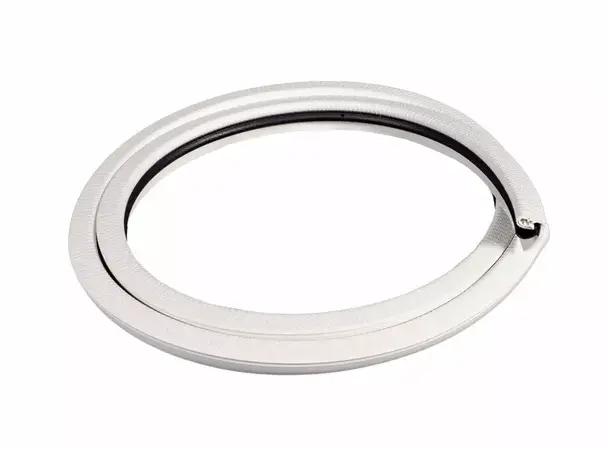 Serviceluke 640x370 mm – Inkl. lås | Caravan.no