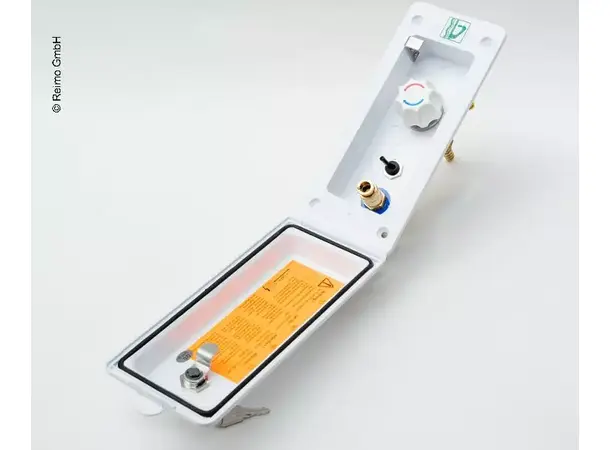 Vannstikkontakt – Med forblander + dusj + lås | Caravan.no