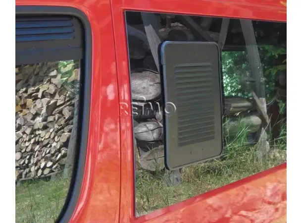 Ventilasjonsgitter for førerdøren | Caravan.no