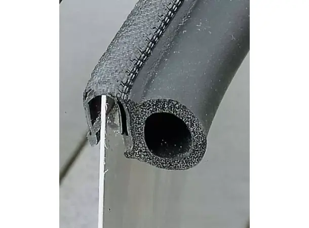 Tetningsprofil med 15 mm vulst 5 meter 