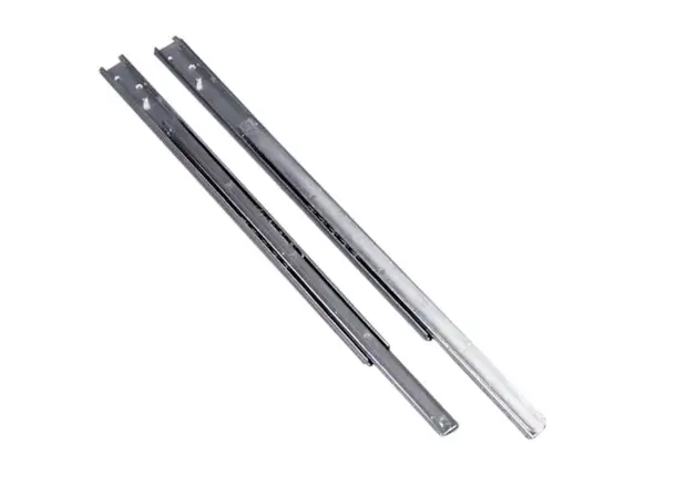 Uttrekksskinne 700 mm Belastning opptil 100 kg 