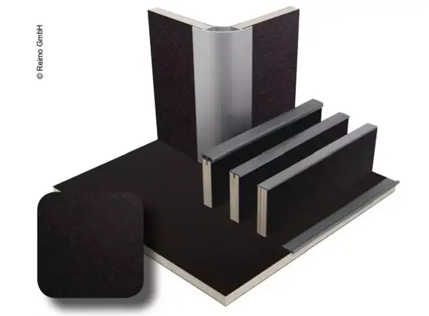 Møbelplate 15 mm matt svart 122x244 cm 