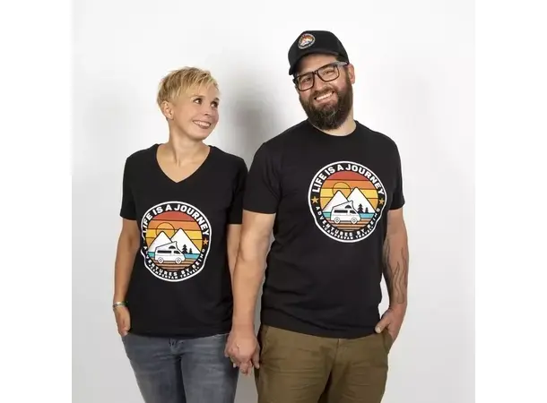 T-skjorte Life Is Journey til herre | Caravan.no