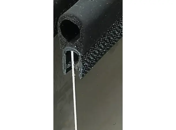 Tetningsprofil med 17 mm vulst 10 meter 
