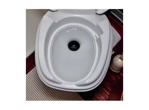 Porseleninnsats til Thetford toalett | Caravan.no