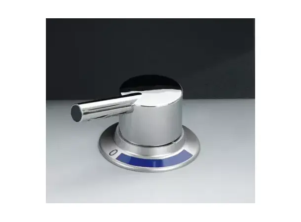 Reich Trend a underbenkskran krom – Med bryter | Caravan.no