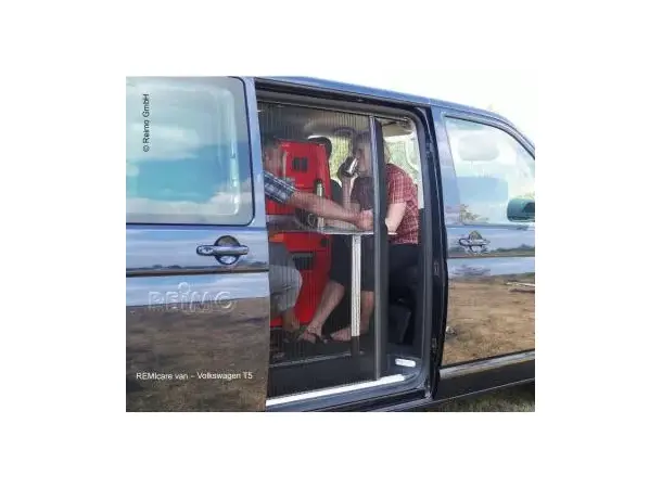 REMIcareVAN myggdør u/skinne for bord | Caravan.no
