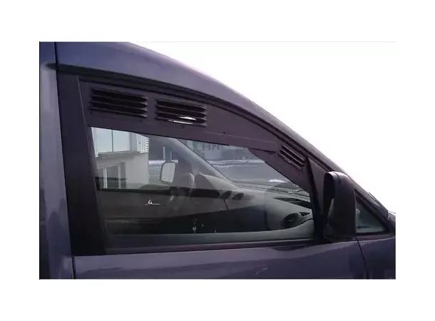 Ventilasjonsgitter til førerhuset | Caravan.no