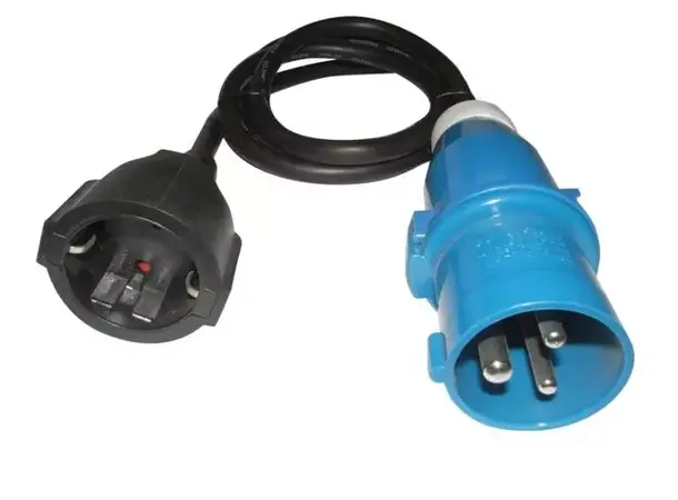 Carbest CEE-adapterkabel 1,5 m lang – 3x2,5 mm² | Caravan.no