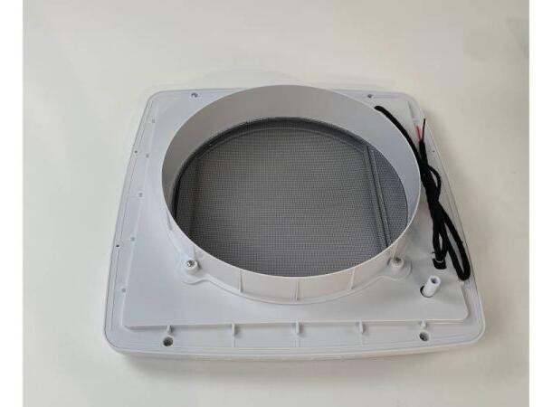FMT Fan Plus takluke med vifte Sort topp Passer perfekt til 40 x 40 hull. 