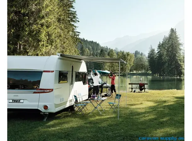 Thule Omnistor 6300 500 cm Svart / Mystic Grey 