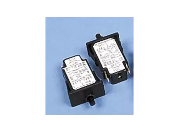 Automatisksikring både 12V og 230V – 10A | Caravan.no