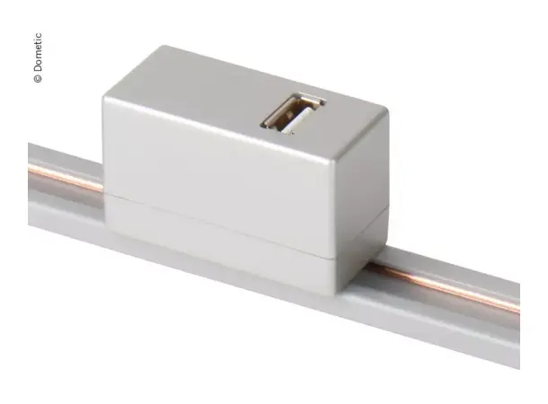 2A USB ladeadapter for 83423 | Caravan.no