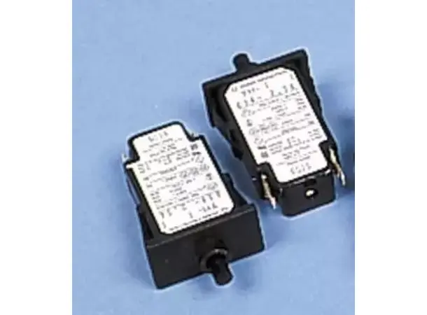 Automatisksikring både 12V og 230V – 16A | Caravan.no