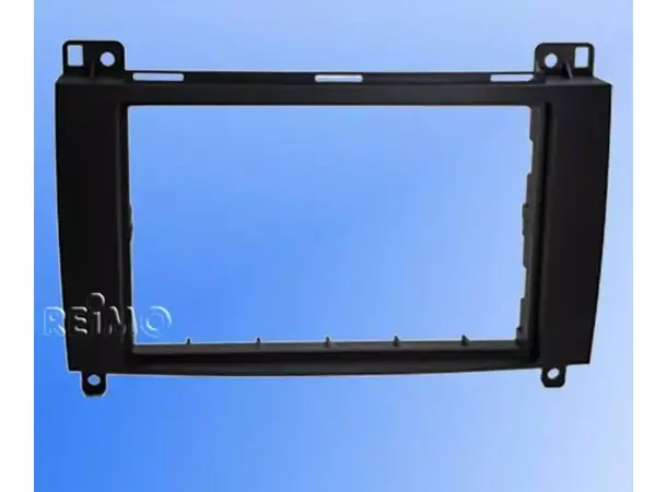 2-DIN ramme til Sprinter og Crafter – Før 2018 | Caravan.no