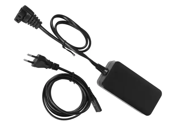Adapterkabel 100-240V for 9L og 16L Passer til 713541 og 713542 