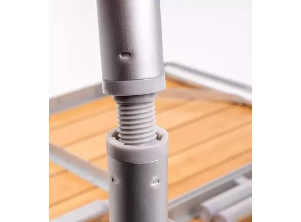 Campingbord med bordplate av bambus | Caravan.no