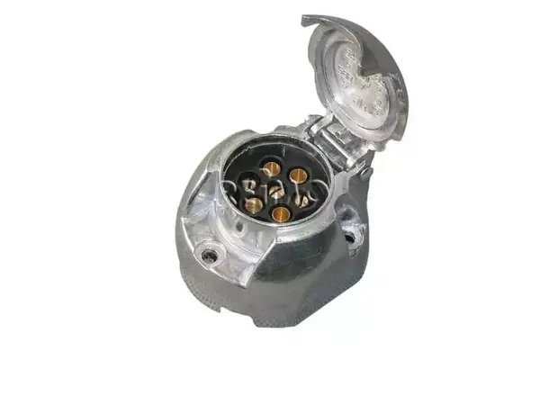 Stikkontakt 7-polet metall | Caravan.no