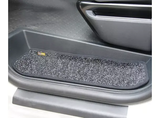 HEOSdoor innstegsmatte Mercedes Sprinter fra 2018 